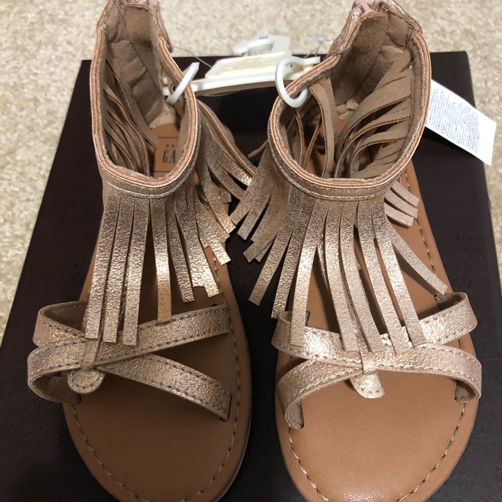 NWT GAP subtle goldish sandals